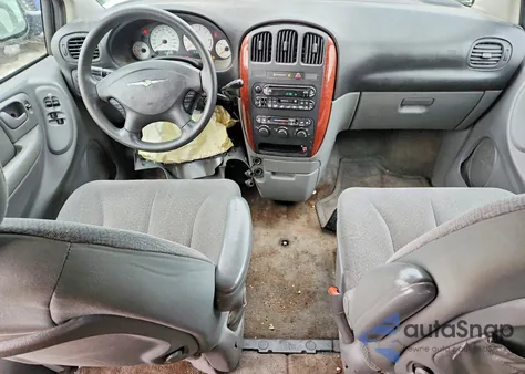 2005 Chrysler Town & Country Lx z USA, uszkodzony, nr VIN 2C4GP44R85R384794